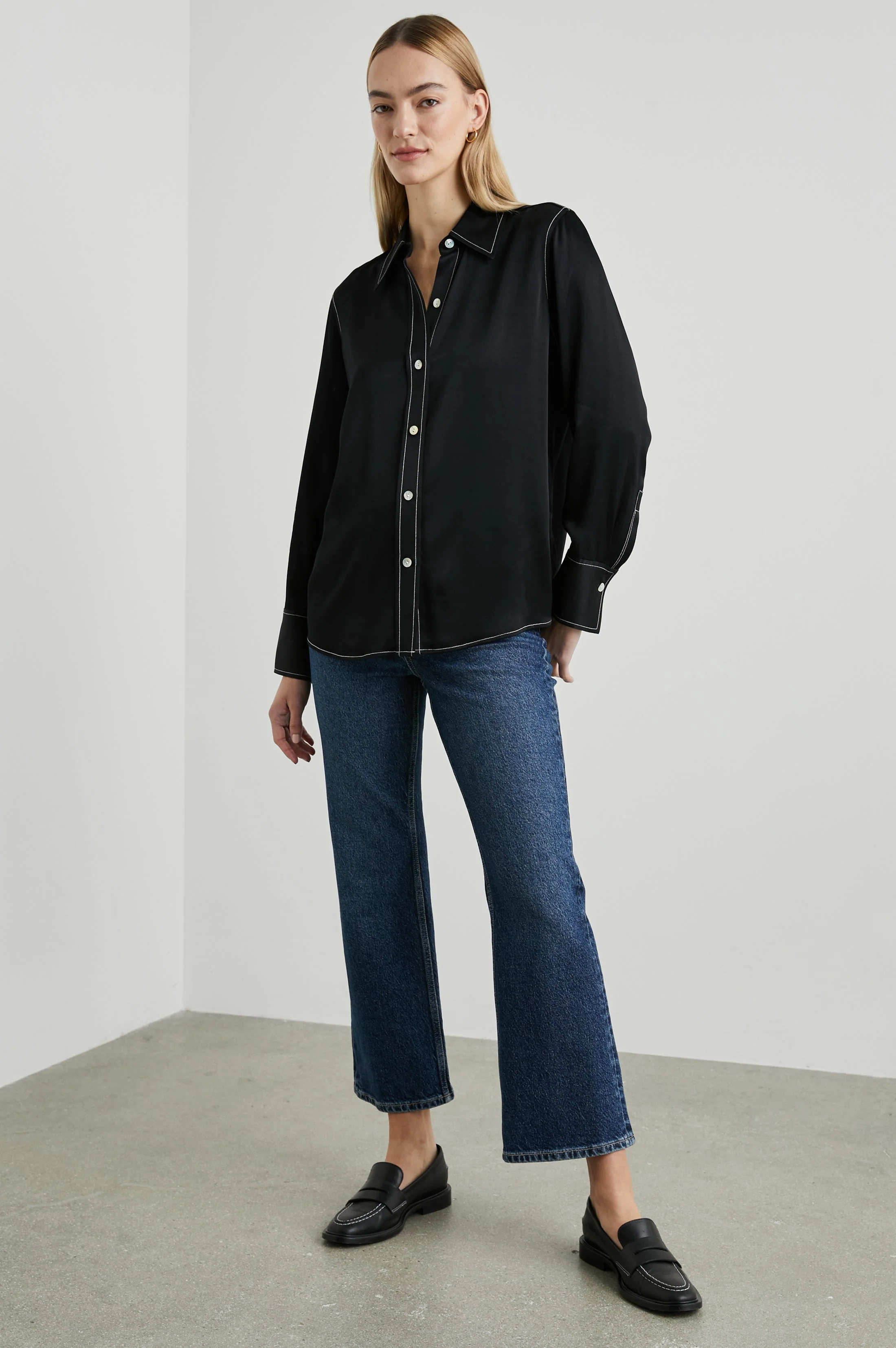 ANDREA TOP - BLACK - Image 3