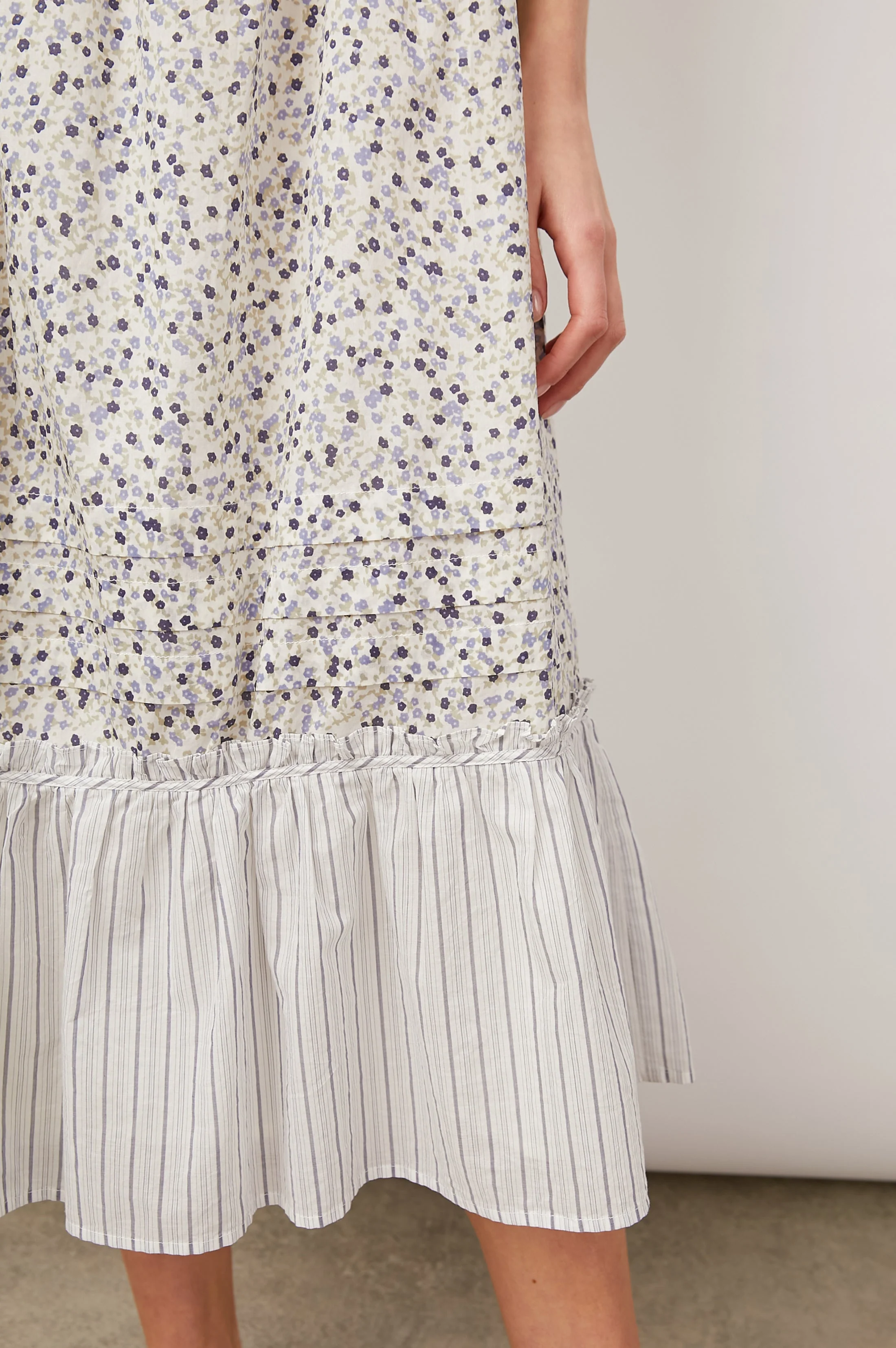 DORA DRESS - FLORAL GINGHAM MIX - Image 4