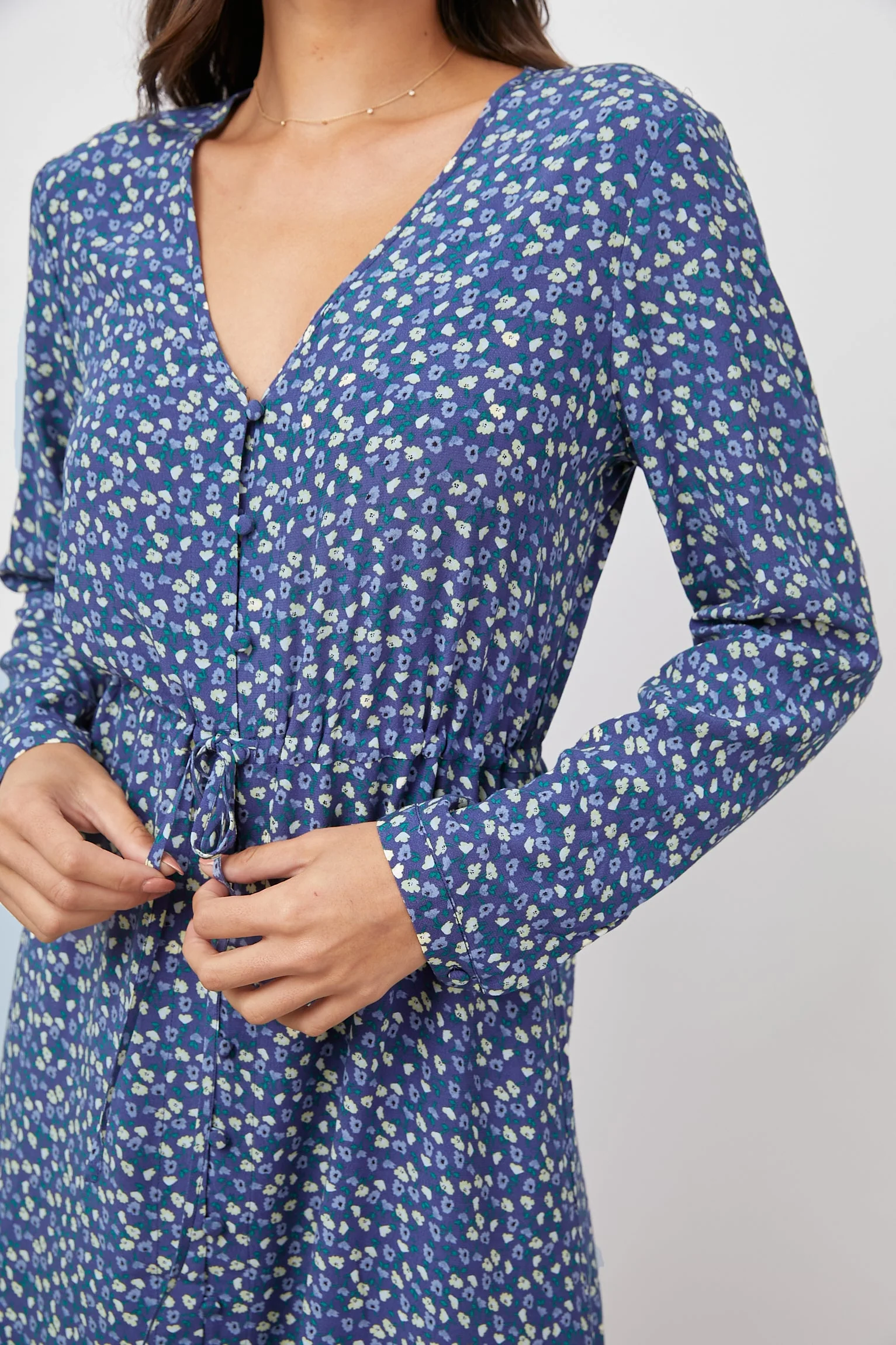 JADE DRESS - NAVY DITSY FLORAL - Image 3