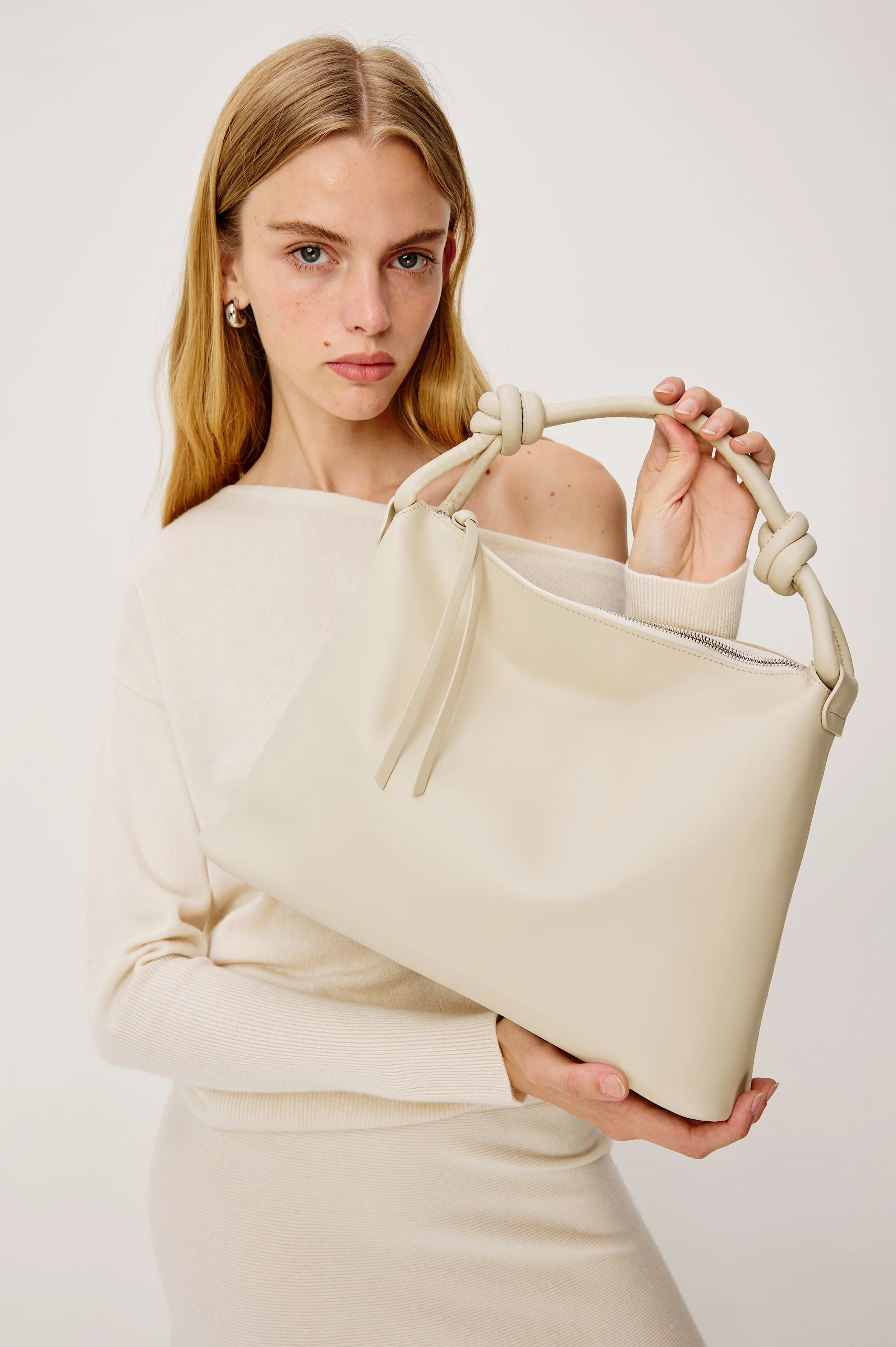 SIENA HOBO BAG - BONE LEATHER - Image 5